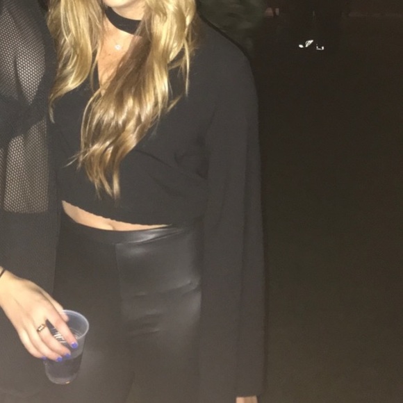 Zara Tops - Zara black crop top